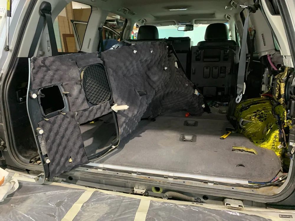 Toyota Land Cruiser 200: фото 1 из 9 — этап работы