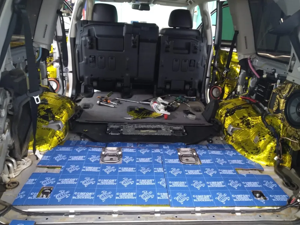 Toyota Land Cruiser 200: фото 8 из 9 — этап работы